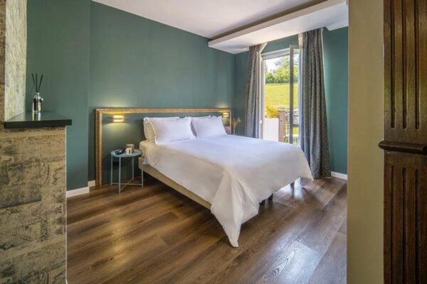 vendita-albergo-limax-acis vendita-albergo-limax-acis